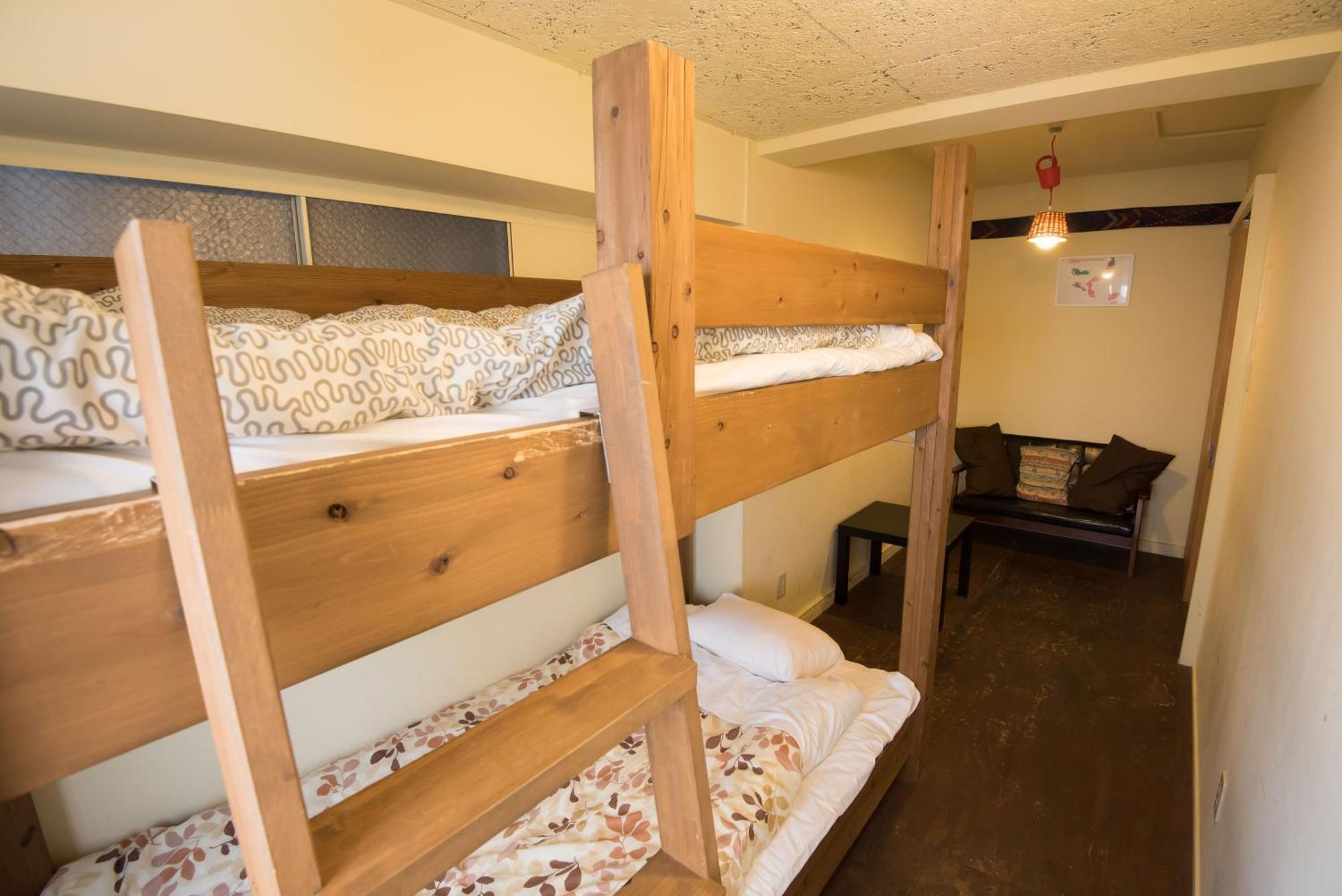 Hostel Q Osaka Værelse billede